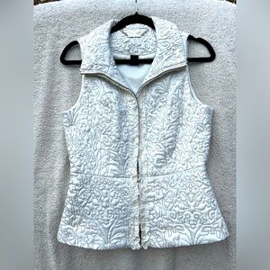 White House Black Market Women’s XS Crème Vest with Gold Embroidery